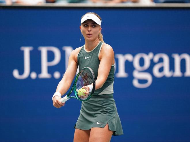 并在社交媒 并在社交媒